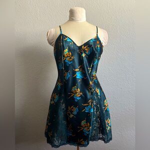 Vintage 80's Victorias Secret Gold Label Floral Slip Size M